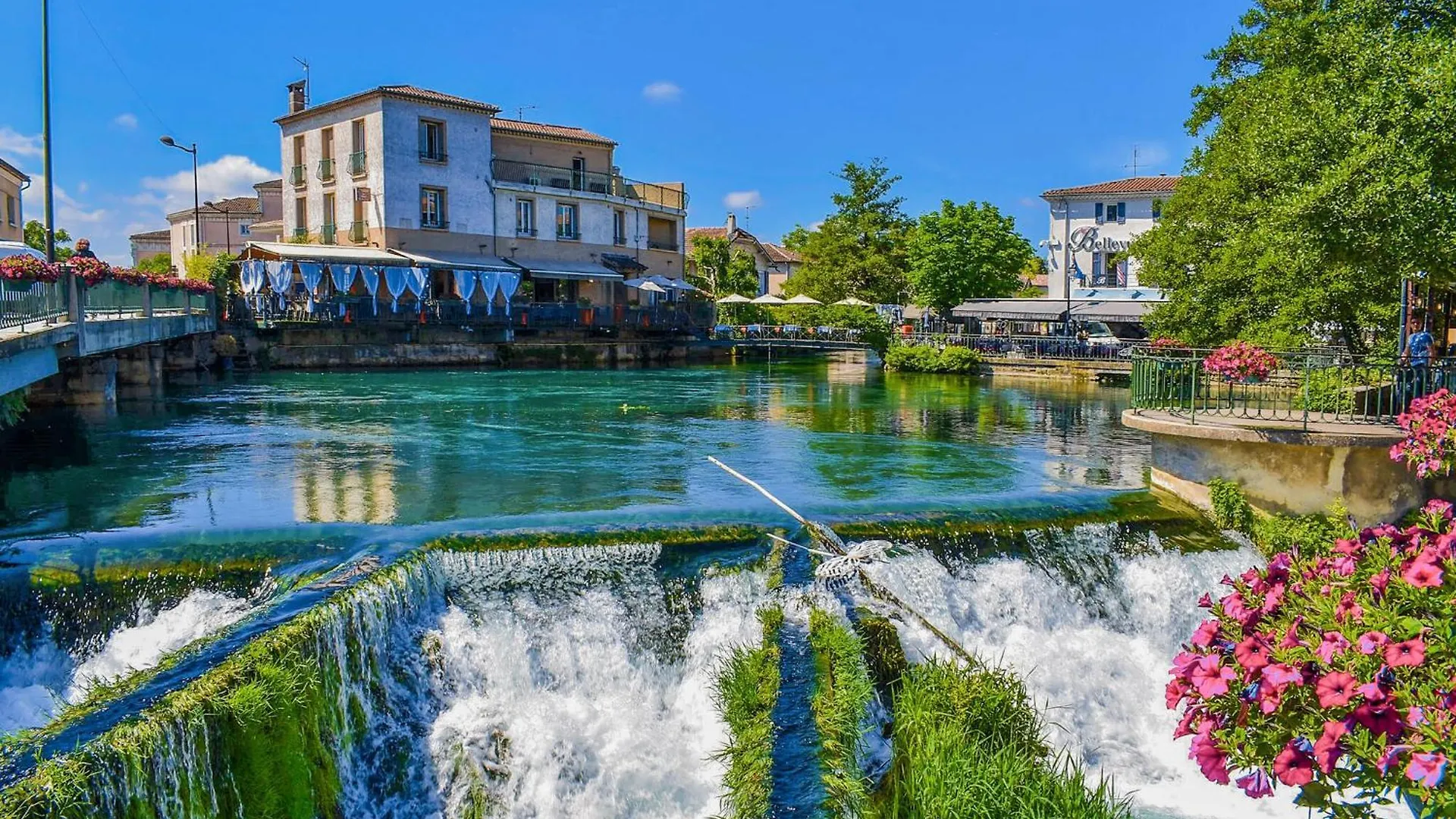 Nice Home In Entraigues-Sur-La-Sorg 0*, Entraigues-sur-la-Sorgue